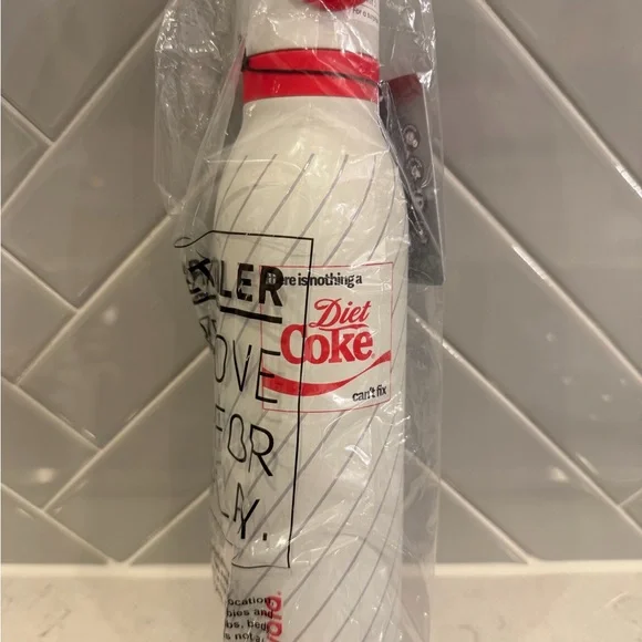 Owala 24oz Diet Coke Water Bottle - Picture 2 of 4